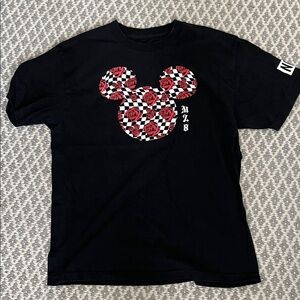 Disney Neff Mickey Mouse M28 T-Shirt Men’s L